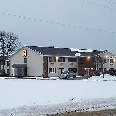Super 8 By Wyndham Plover Stevens Point Area Exterior photo