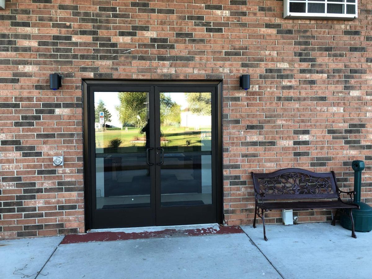 Super 8 By Wyndham Plover Stevens Point Area Exterior photo