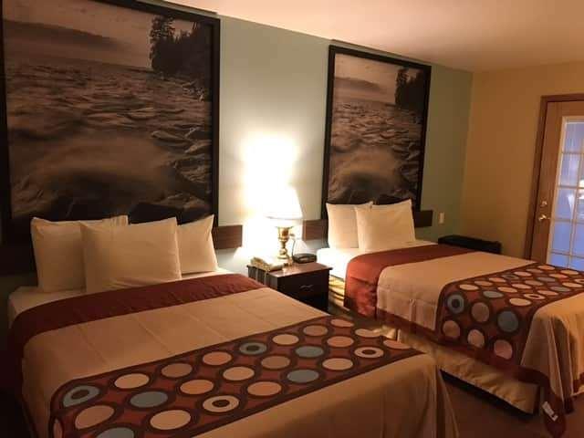 Super 8 By Wyndham Plover Stevens Point Area Room photo